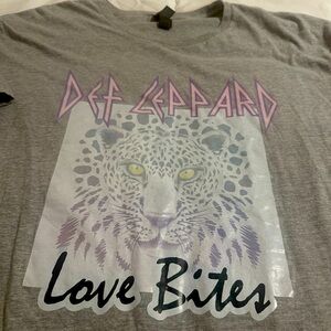 Def Leppard Love Bites Oversized Tee Sz XL